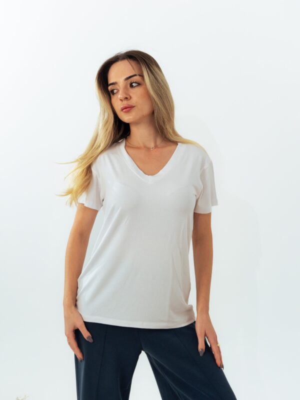 V Yaka Basic T-shirt