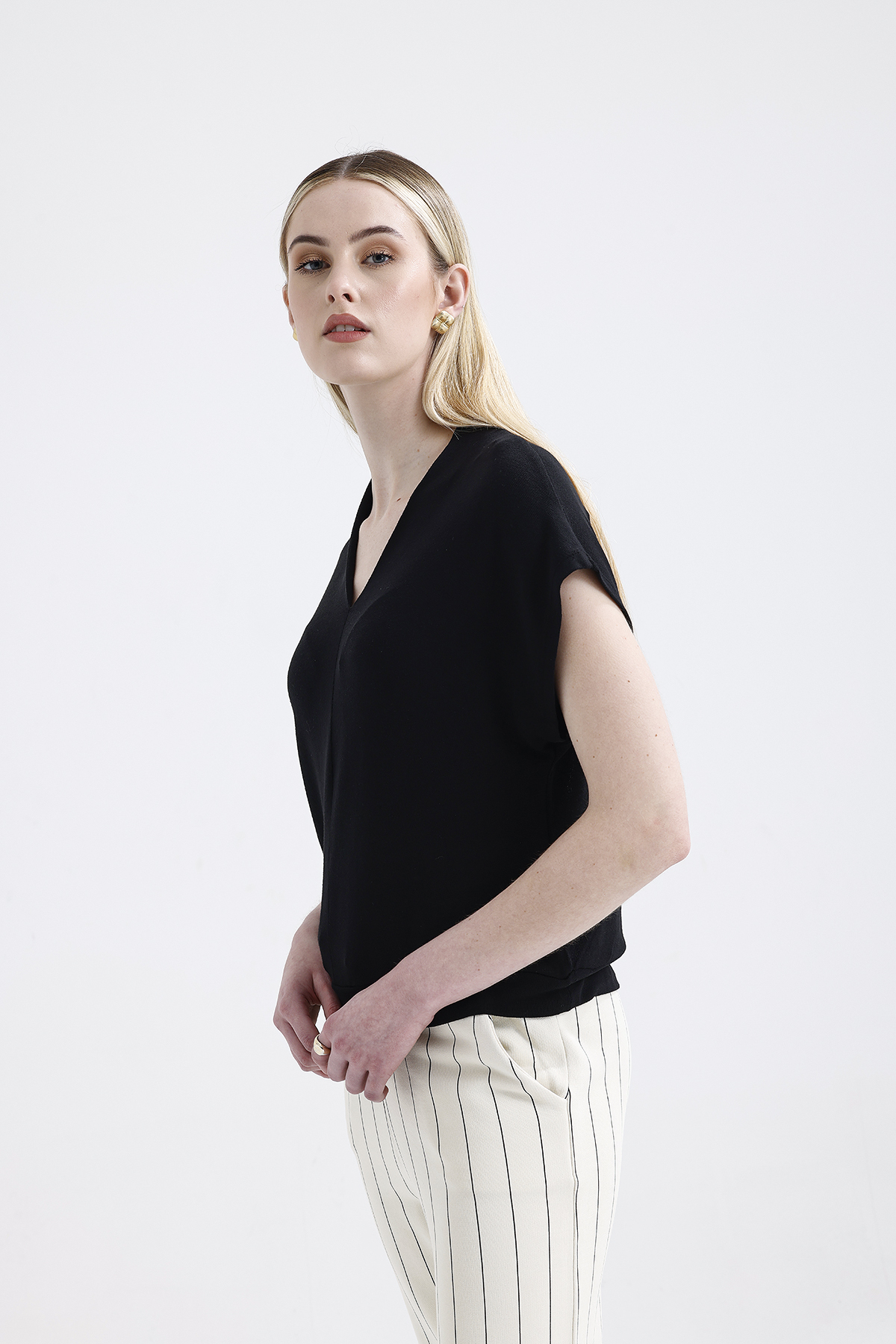 V Yaka Triko T-shirt