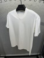 BEE ECRU V-yaka Basic T-shirt